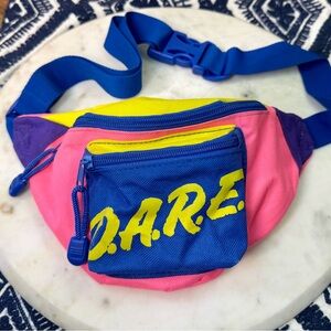 Tipsy Elves - Retro D.A.R.E Crossbody/fanny pack - Multi color.